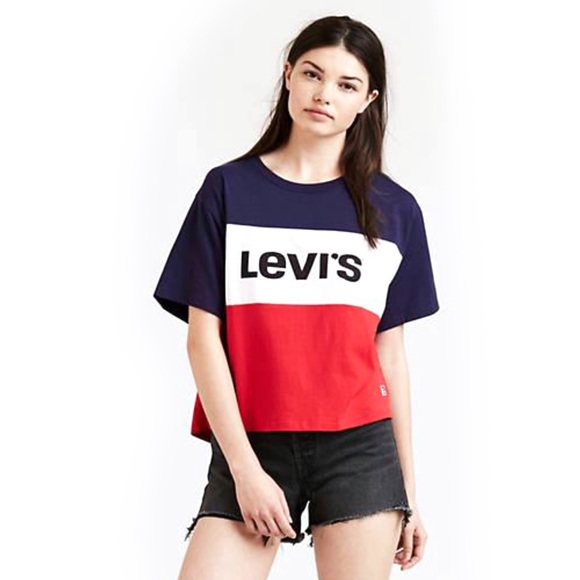 levis tshirt women
